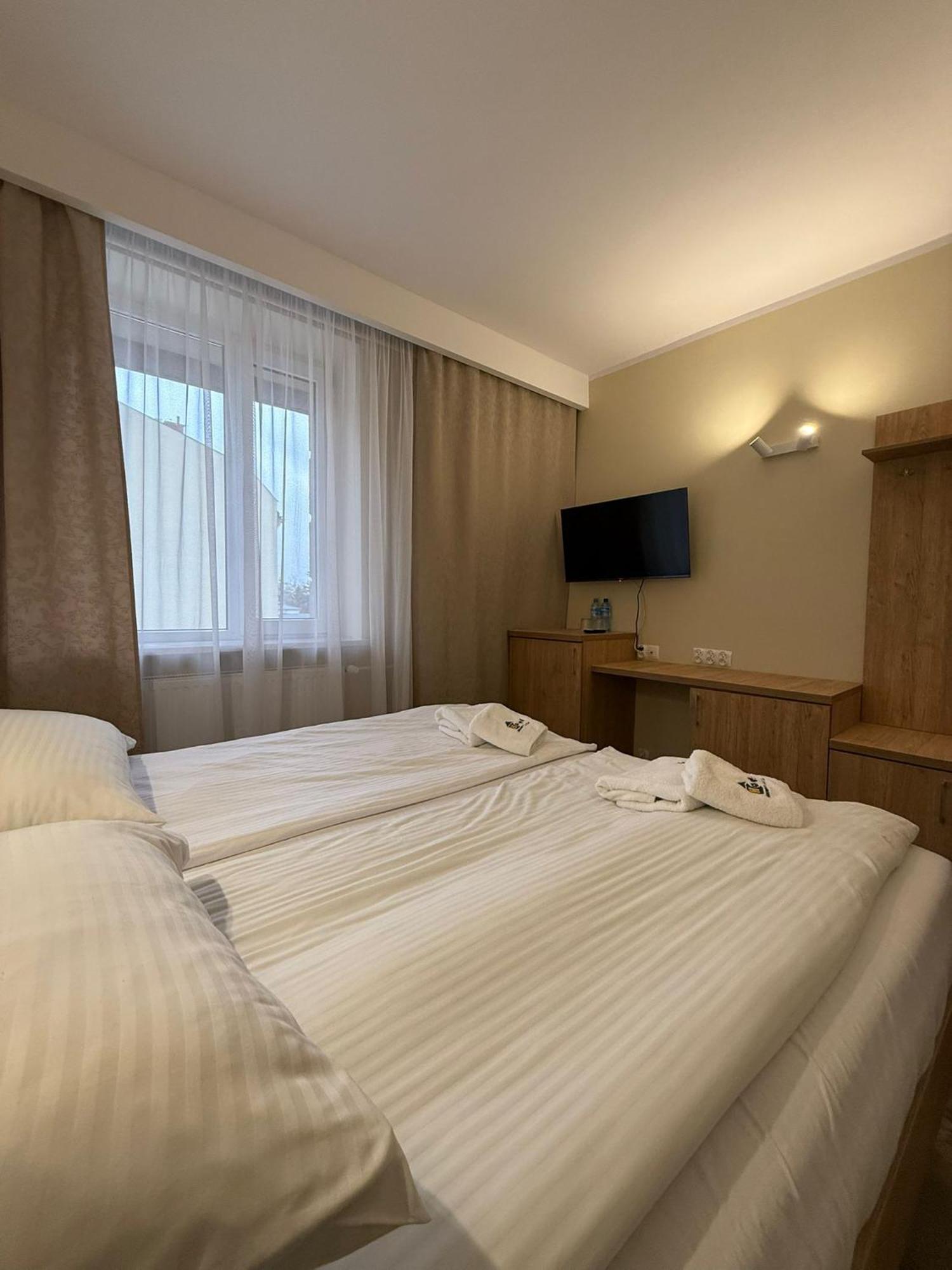 Hotel Tm Radom Exteriör bild
