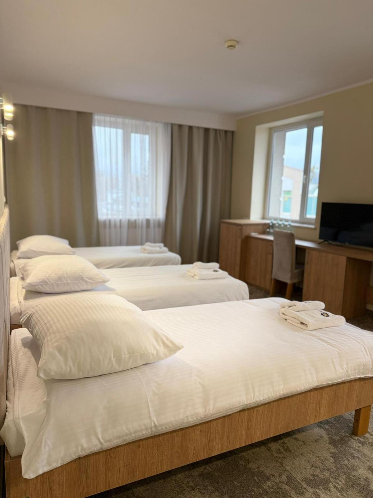 Hotel Tm Radom Exteriör bild