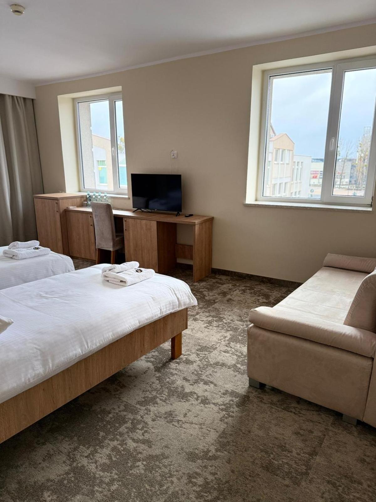 Hotel Tm Radom Exteriör bild